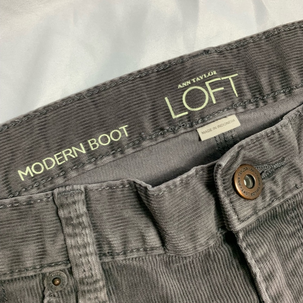 Ann Taylor, modern boot, size 10